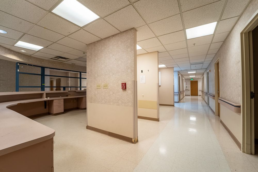 Veterans Affairs Outpatient Clinic: 351 Hartnell Ave, Redding, CA 96002
